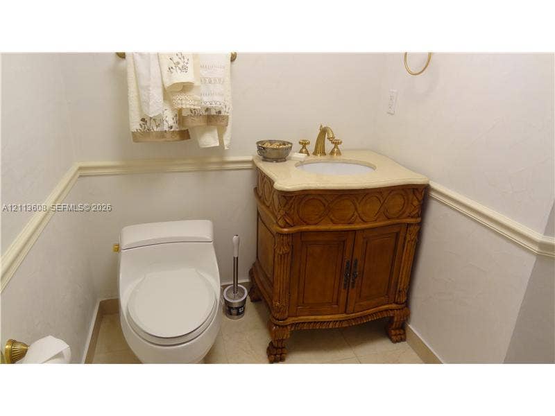 9559 Collins Avenue, #S6-H, Surfside, Surfside, FL 33154 Bathroom