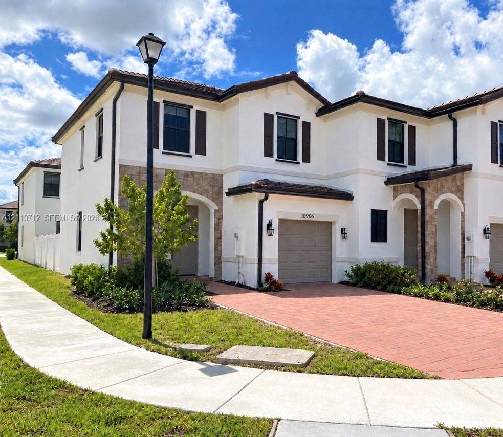 10906 W 33rd Court, Hialeah, FL 33018 Photo 1