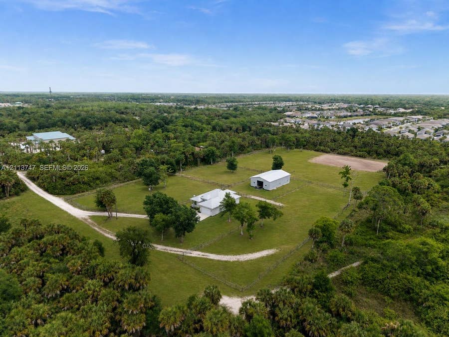 Property photo for 1960 Moulder Drive, Naples, FL