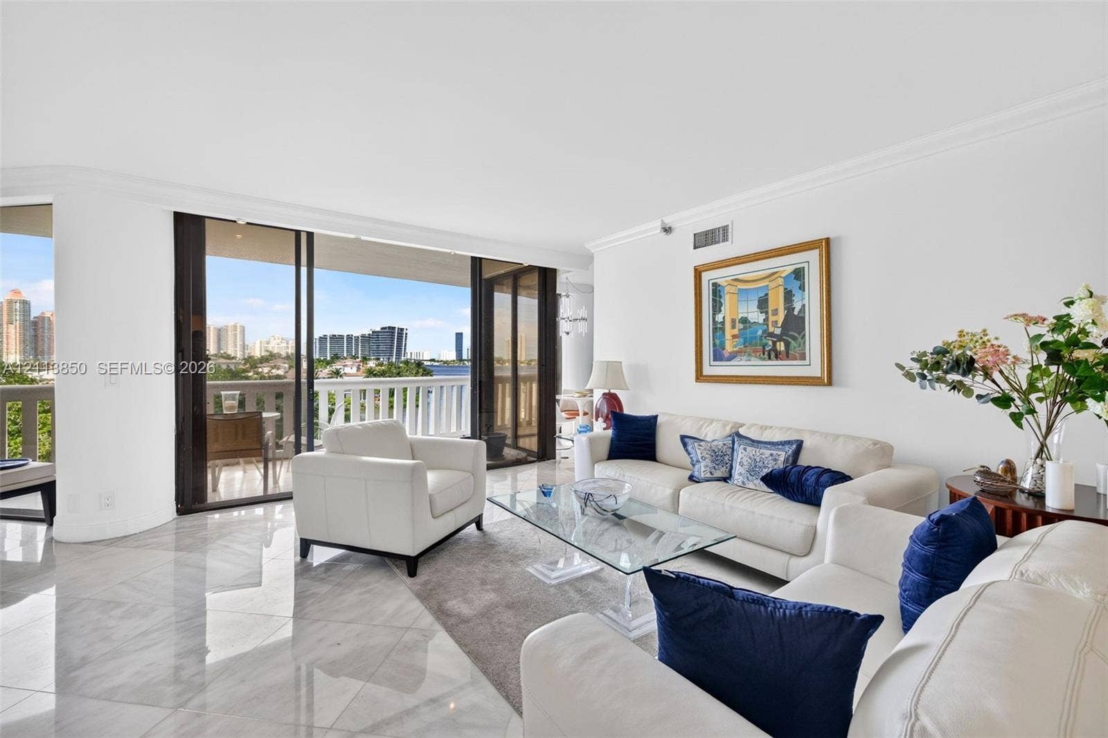 3000 Island Boulevard, #505, Aventura, FL 33160 Photo 3
