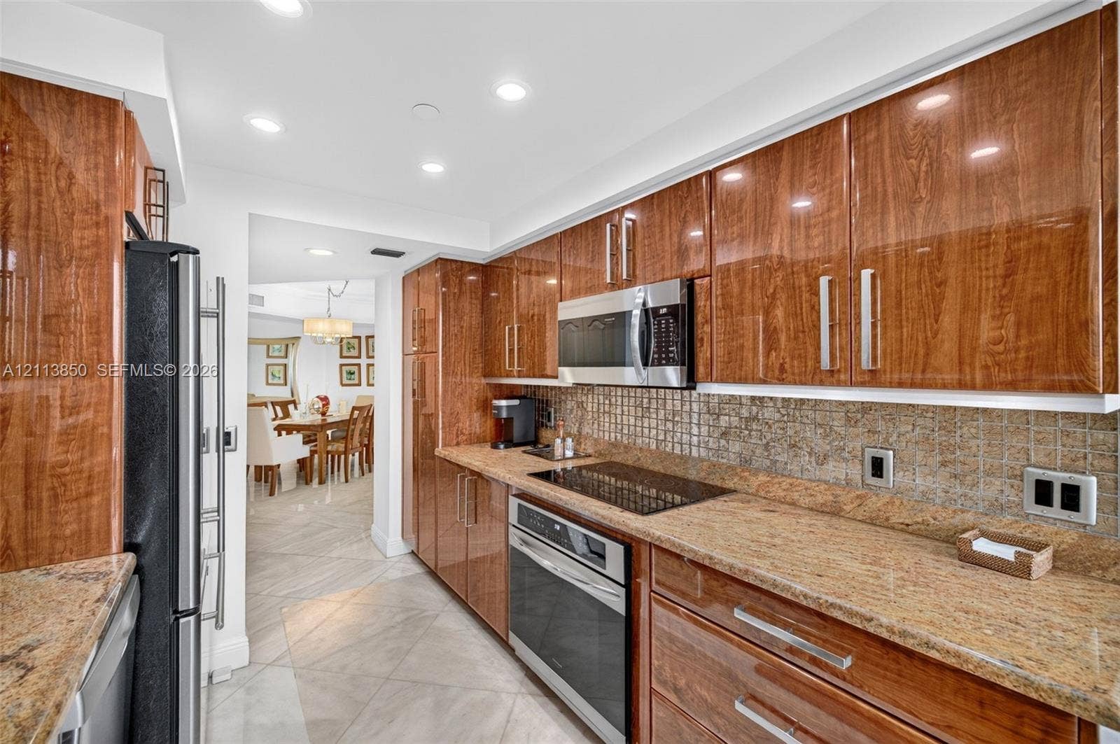 3000 Island Boulevard, #505, Aventura, FL 33160 Photo 25