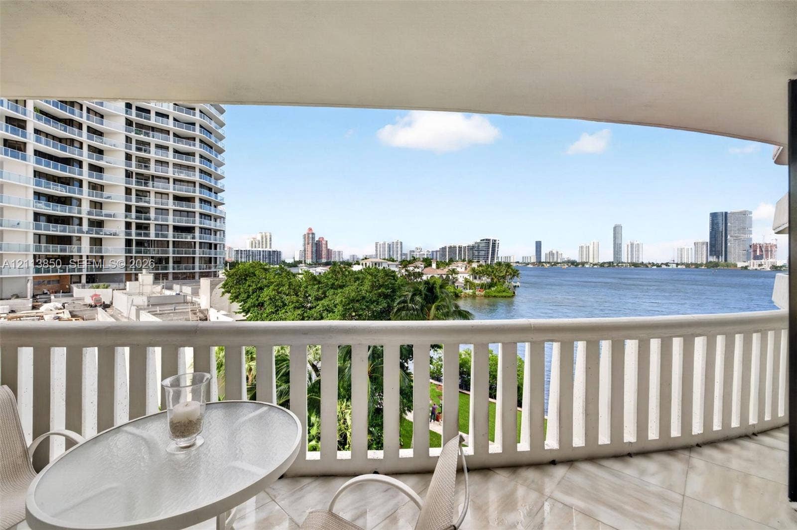 3000 Island Boulevard, #505, Aventura, FL 33160 Photo 8