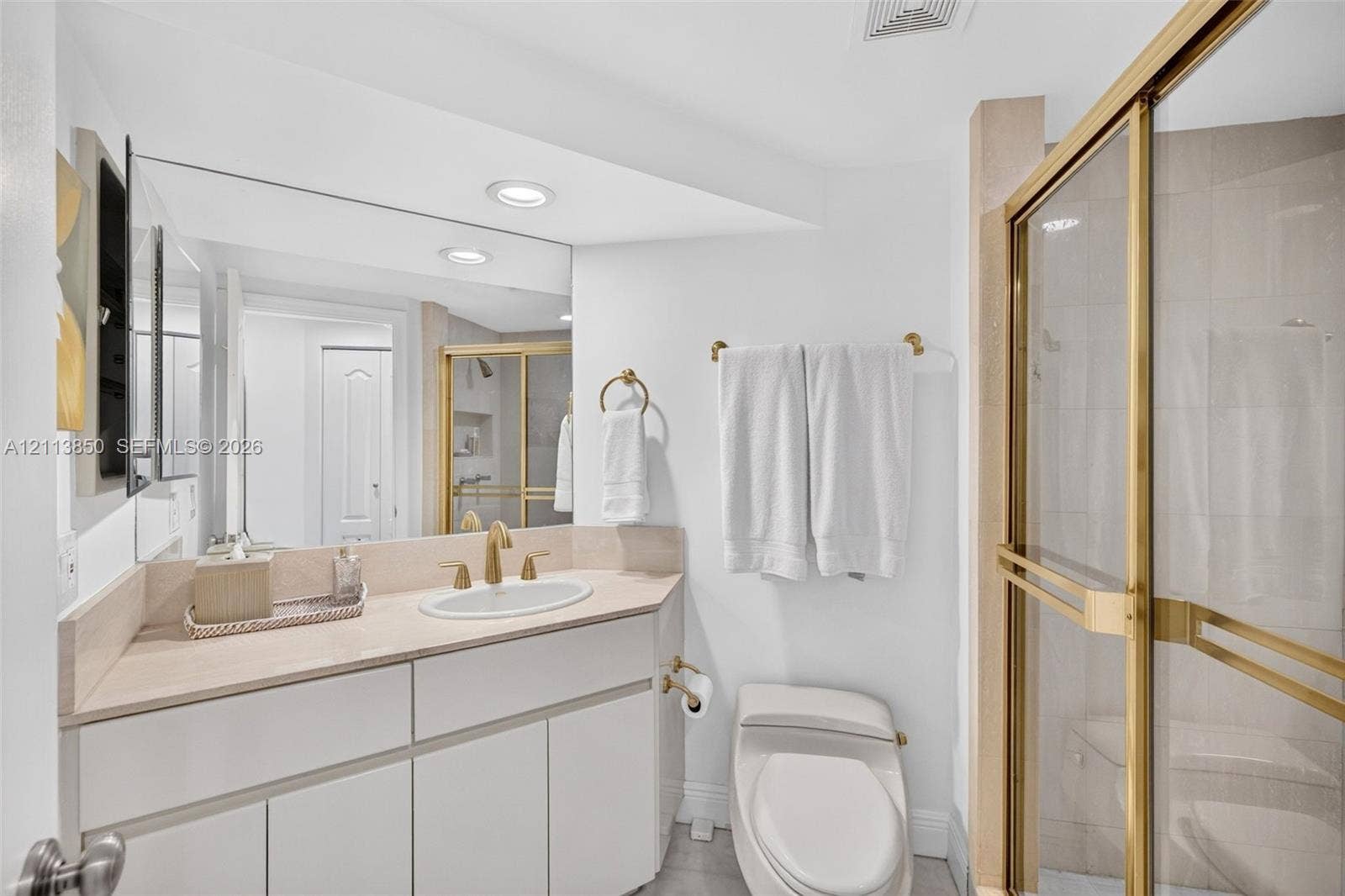 3000 Island Boulevard, #505, Aventura, FL 33160 Photo 17