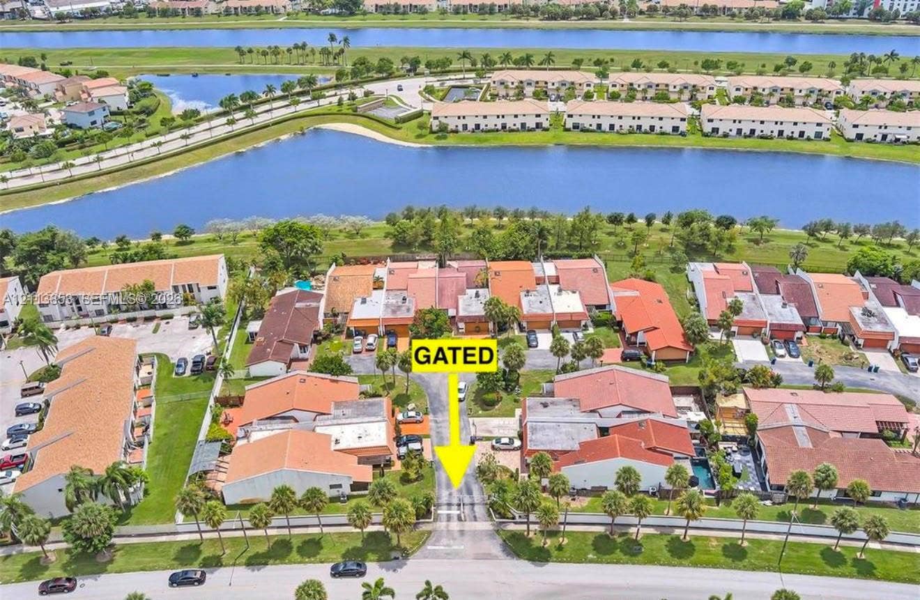 616 NE 195th Street, Miami, Miami, FL 33179 Photo 2