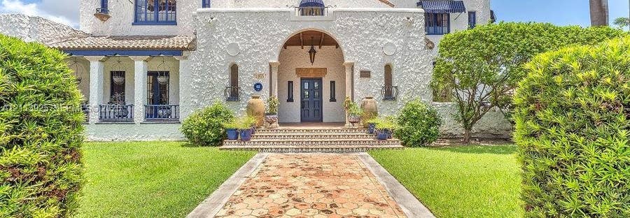 Property photo for 1055 Hollywood Boulevard, Hollywood, FL