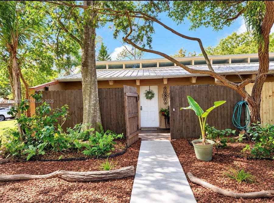 Property photo for 500 N Jefferson, #F1, Sarasota, FL