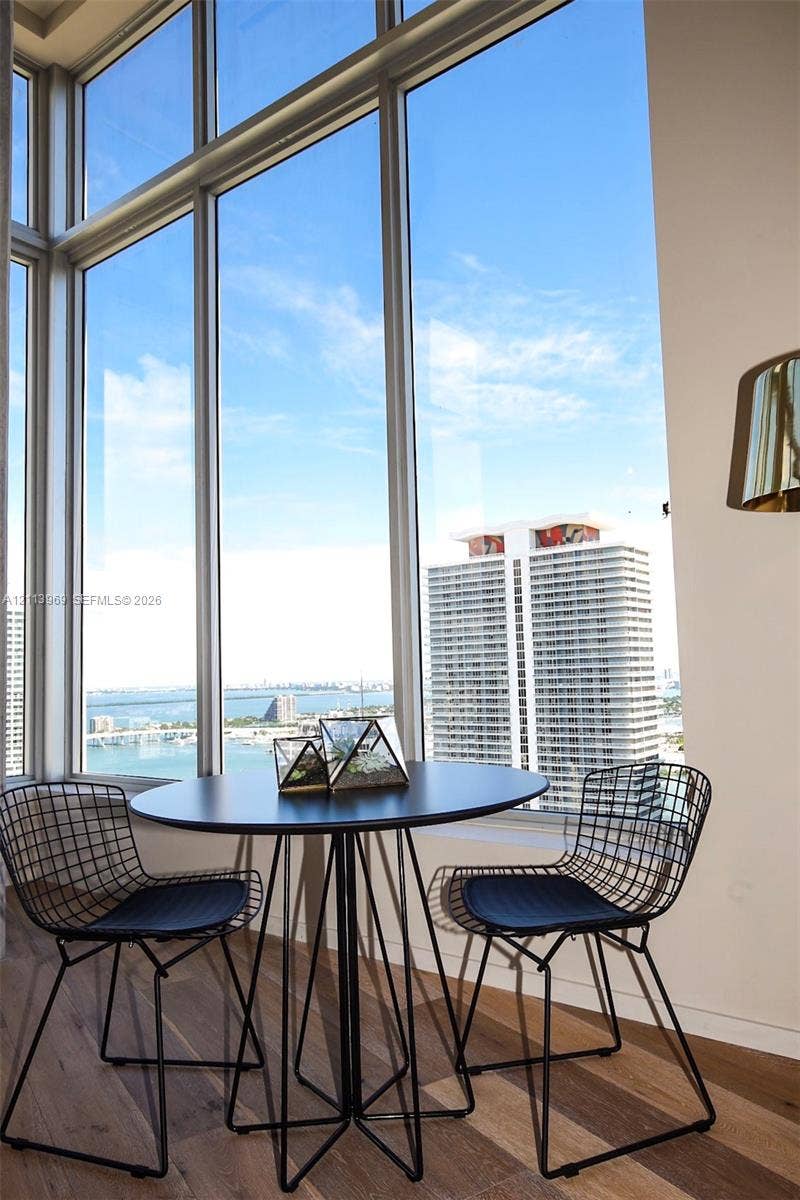 151 SE 1st Street, #1702, Miami, FL 33131 Photo 15