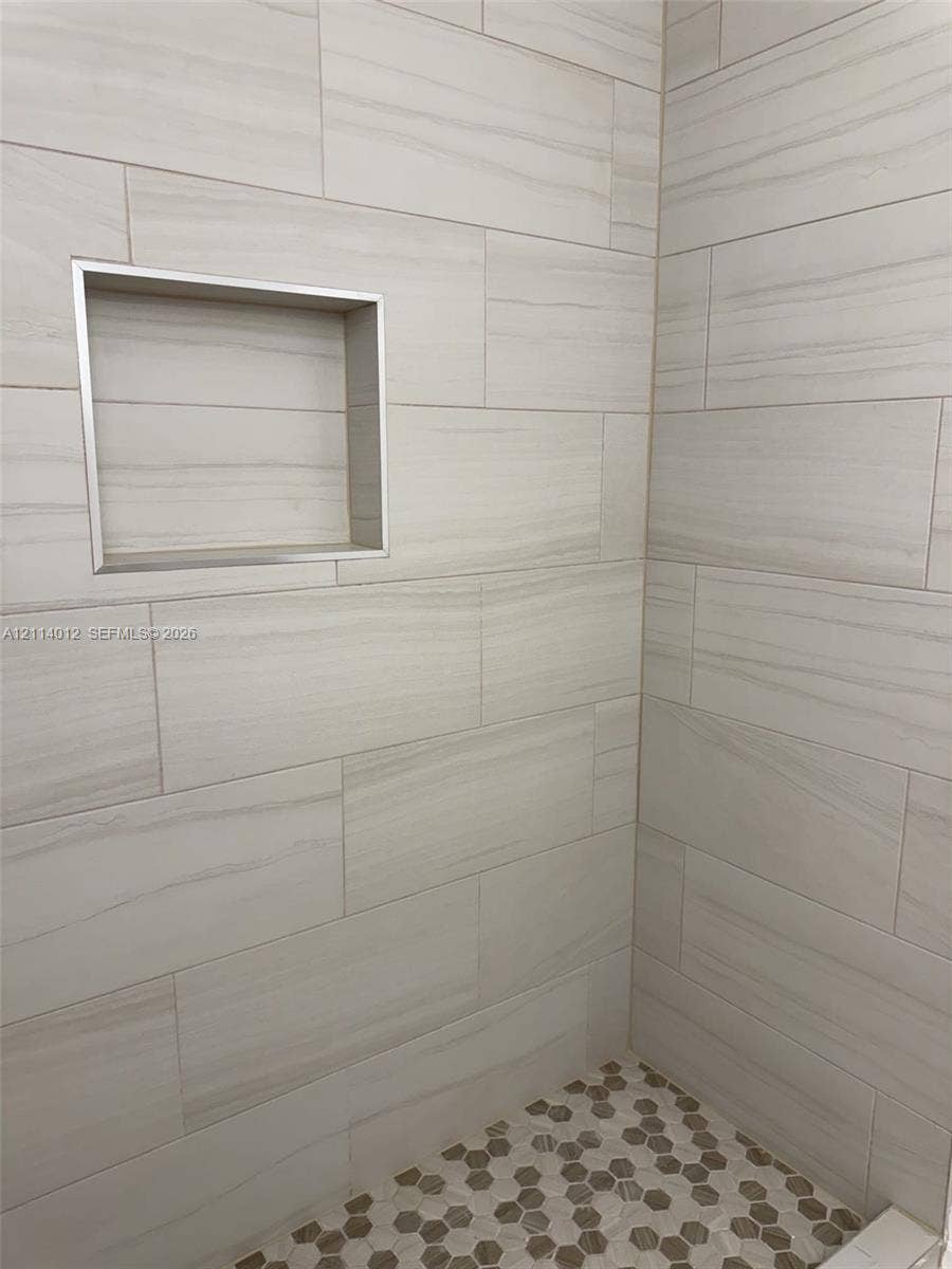 1901 S River Drive, #56-F, Miami, Miami, FL 33125 Photo 15