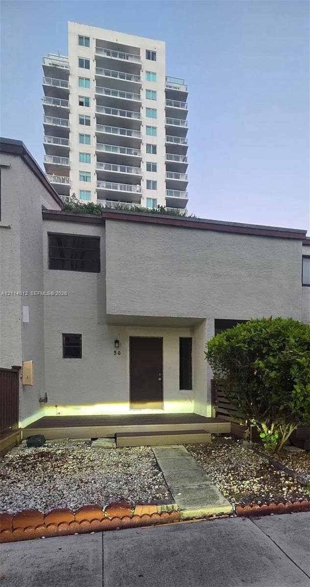 1901 S River Drive, #56-F, Miami, Miami, FL 33125 Photo 2