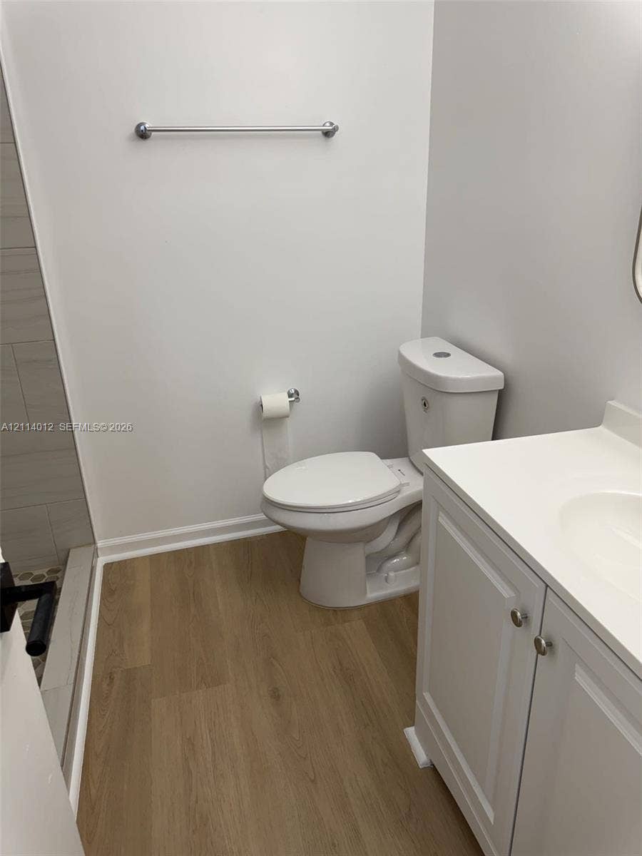 1901 S River Drive, #56-F, Miami, Miami, FL 33125 Photo 17
