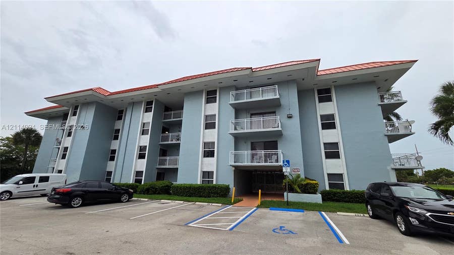 Property photo for 505 S Pine Island Road, #B205, Plantation, FL