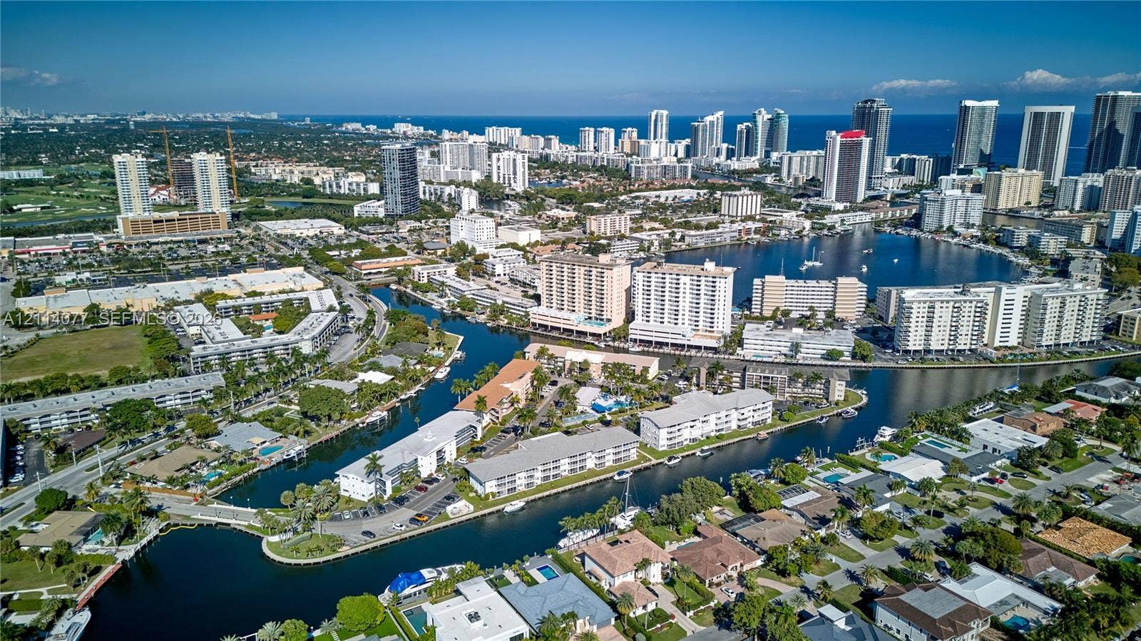 465 Paradise Isle Boulevard, #206, Hallandale Beach, Hallandale Beach, FL 33009 Photo 25