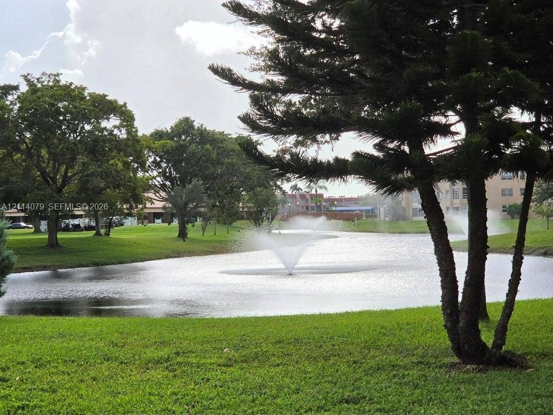 9241 Sunrise Lakes Boulevard, #109, Sunrise, FL 33322 Photo 15