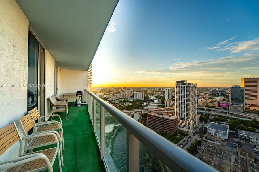 Property photo for 185 SW 7th Street, #3609, Miami, FL