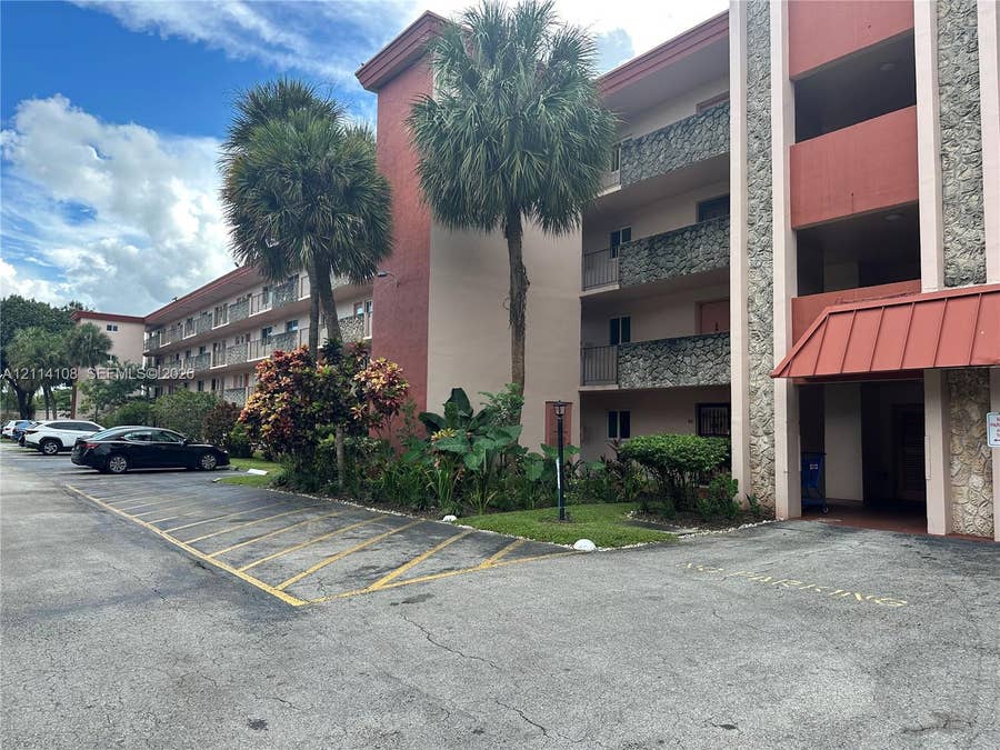 Property photo for 1101 NW 58th Terrace, #108, Sunrise, FL