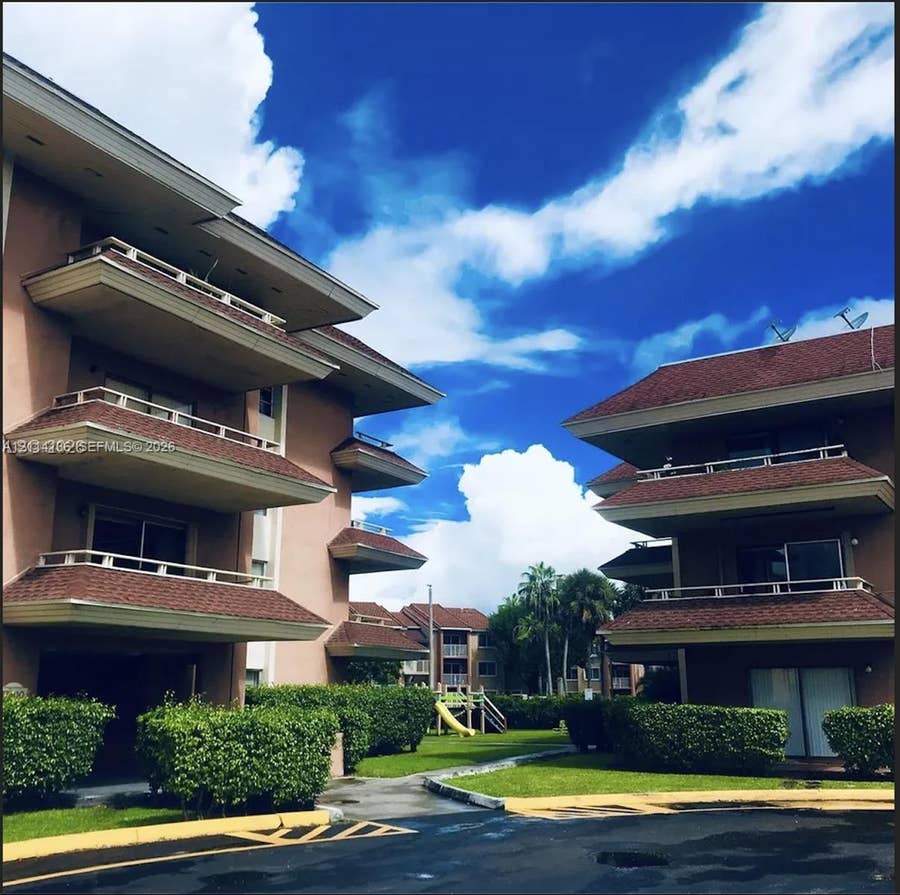 Property photo for 17500 NW 68th Avenue, #D2002, Hialeah, FL