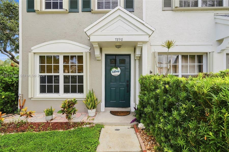 Property photo for 7898 Dixie Beach Circle, Tamarac, FL
