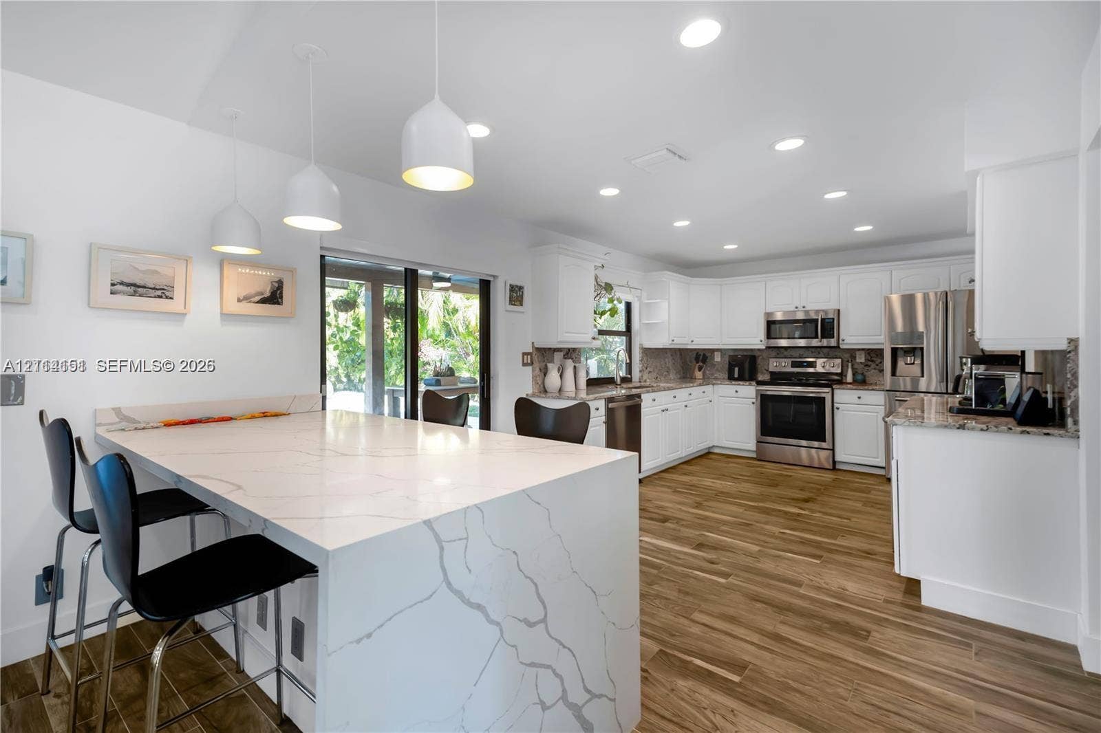 672 NW 100th Way, Coral Springs, FL 33071 Photo 4