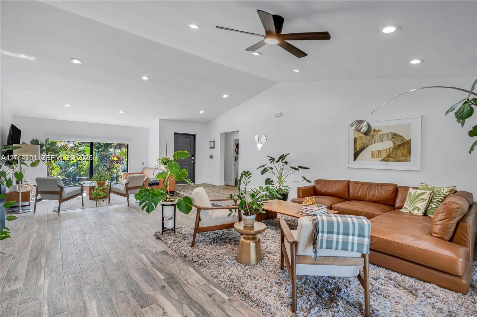 672 NW 100th Way, Coral Springs, FL 33071 Photo 14