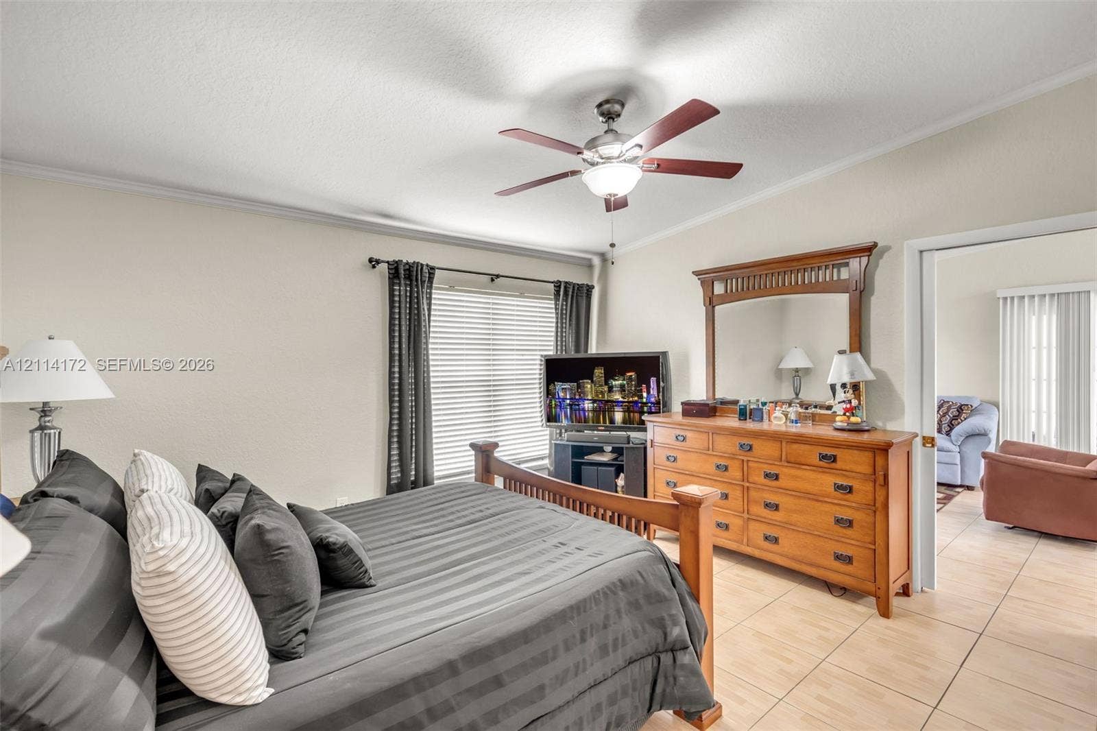 9421 S Meadows Circle, Miramar, FL 33025 Photo 15