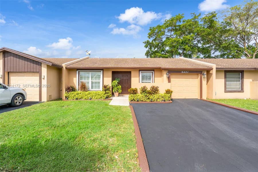 Property photo for 9421 S Meadows Circle, Miramar, FL