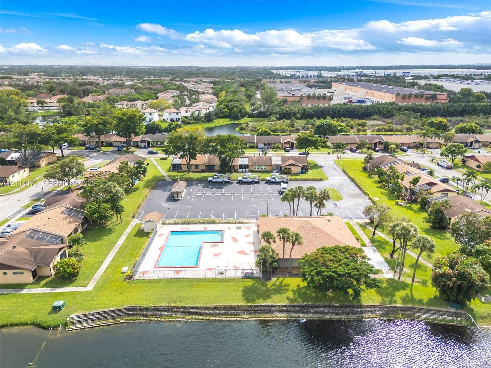 9421 S Meadows Circle, Miramar, FL 33025 Photo 31
