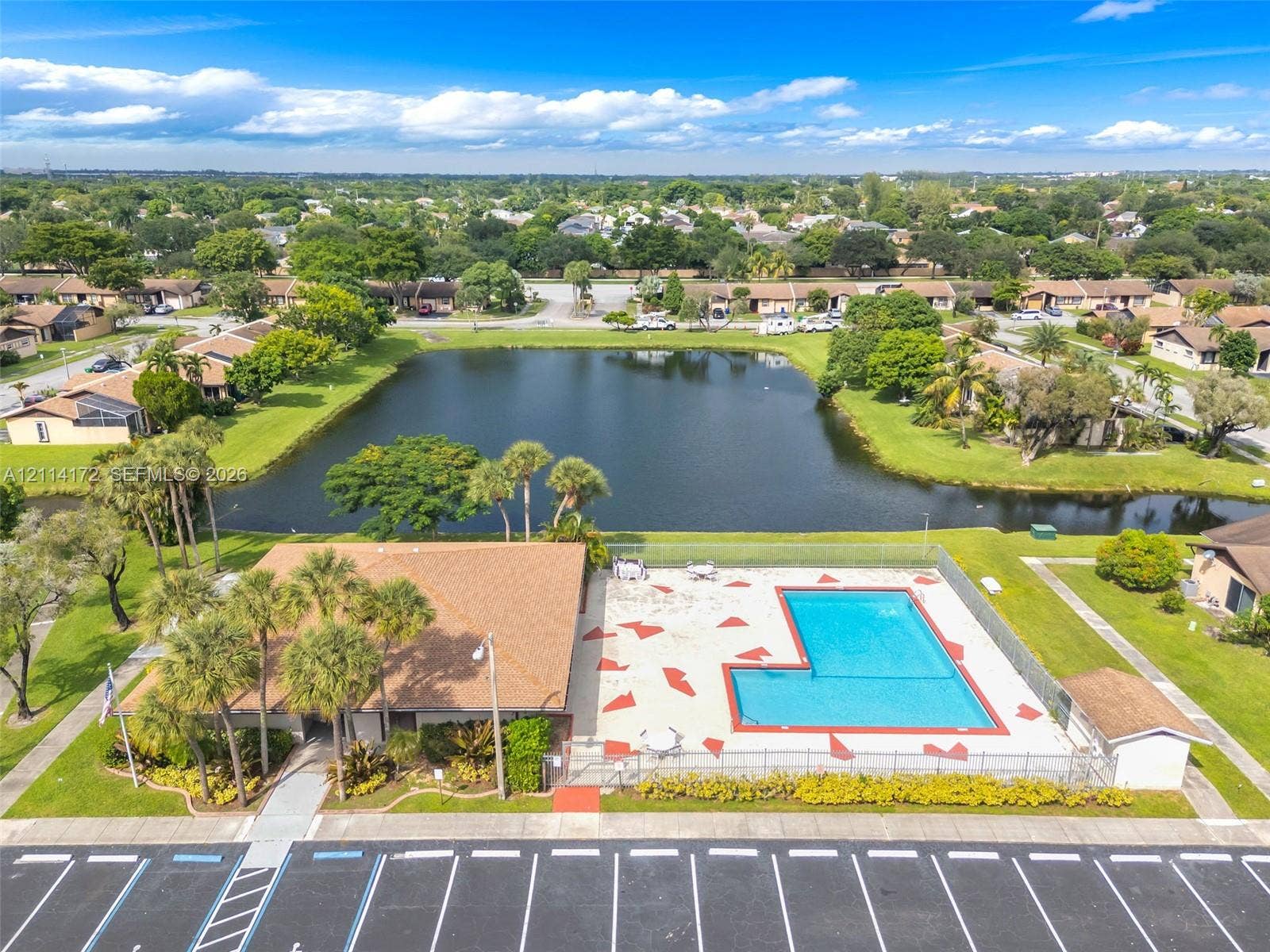 9421 S Meadows Circle, Miramar, FL 33025 Photo 34