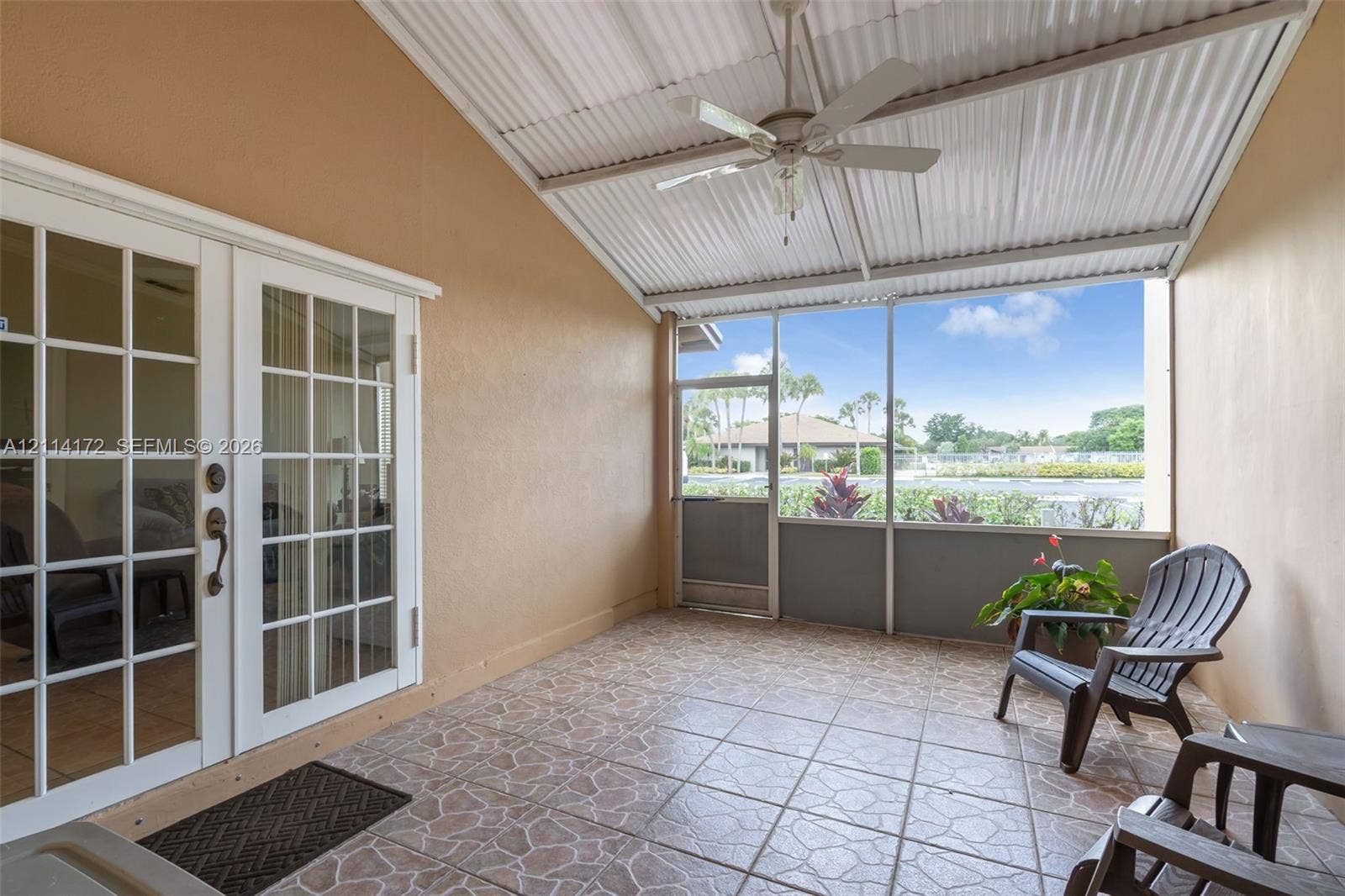 9421 S Meadows Circle, Miramar, FL 33025 Photo 23