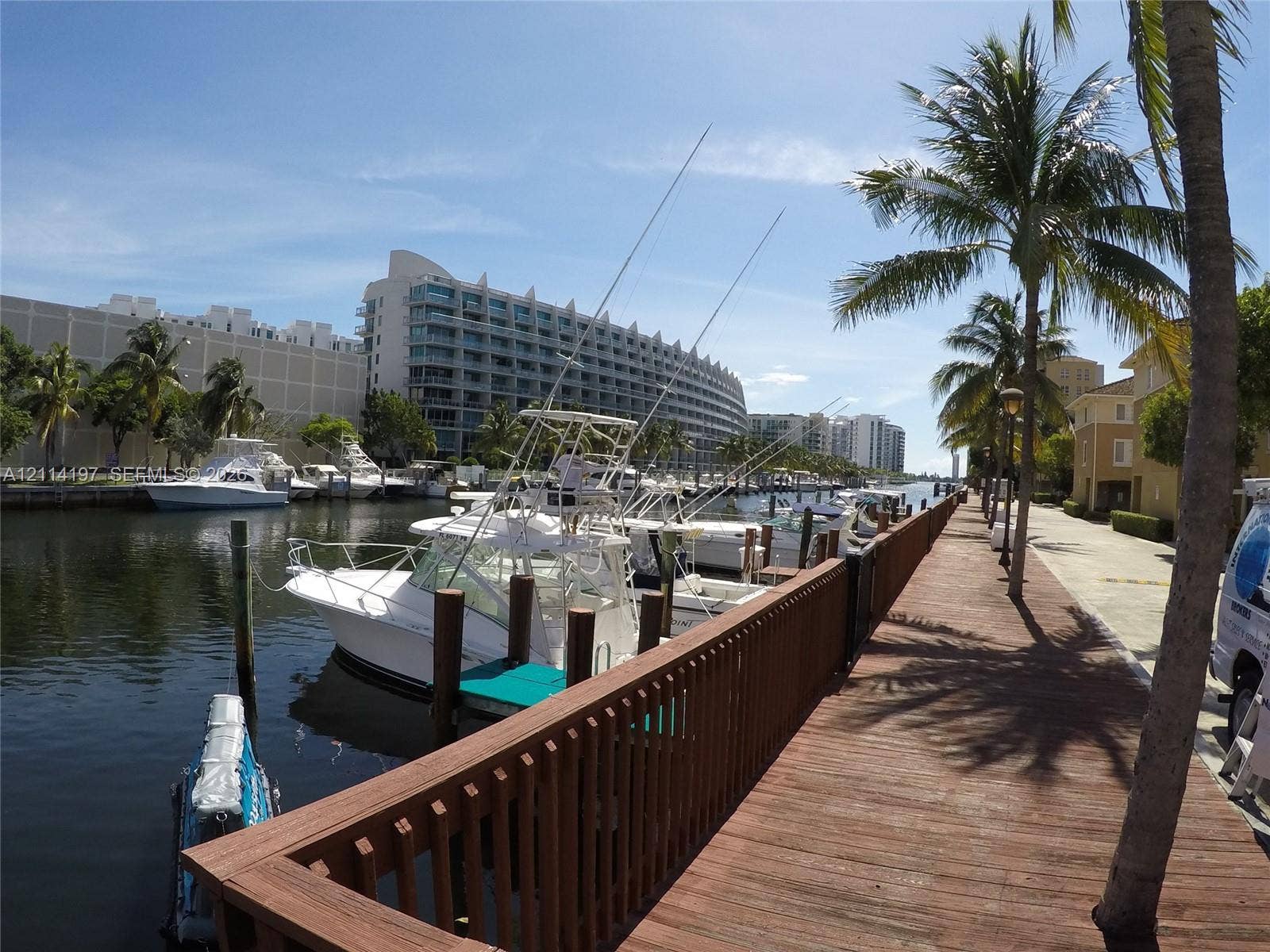 2821 NE 185th Street, #401, Aventura, FL 33180 Photo 40