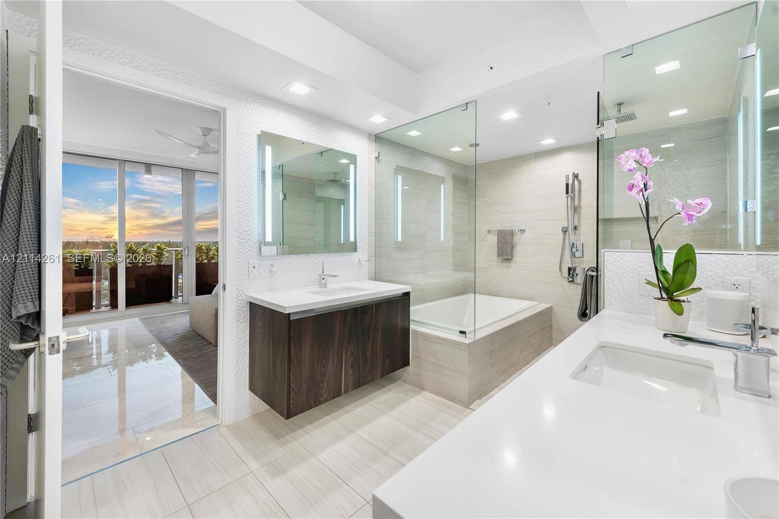 1180 N Federal Highway, #805, Fort Lauderdale, Fort Lauderdale, FL 33304 Photo 6