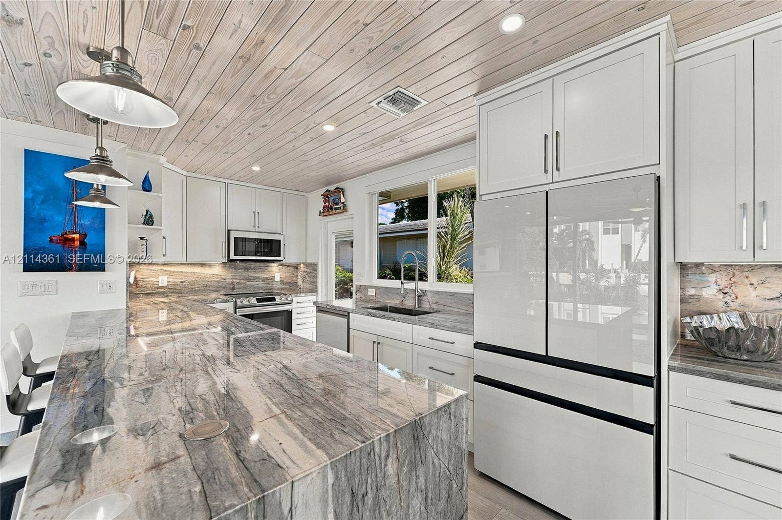 3211 SE 11th Street, #3E, Pompano Beach, FL 33062 Gorgeous quartz