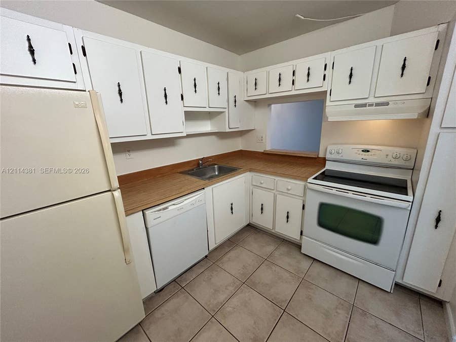 Property photo for 4384 NW 9th Avenue, #20-2C, Deerfield Beach, FL