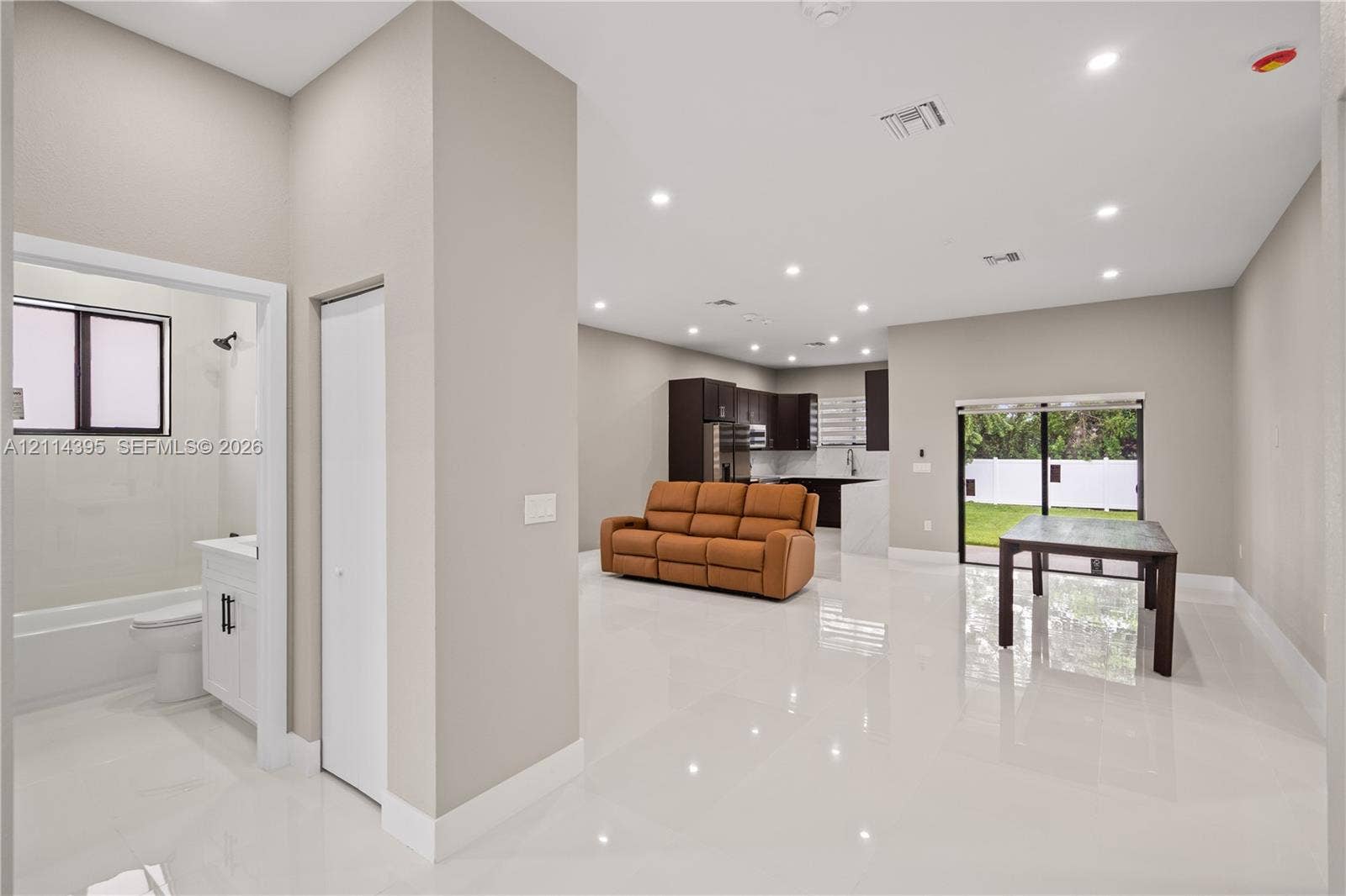 1615 NW 8th Avenue, Fort Lauderdale, FL 33311 Photo 7