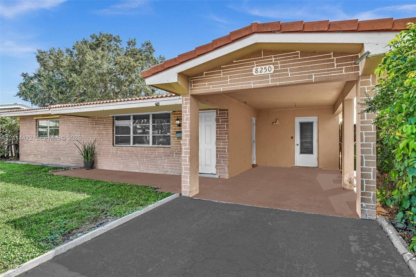 8250 NW 11th Court, Pembroke Pines, FL 33024 Photo 5