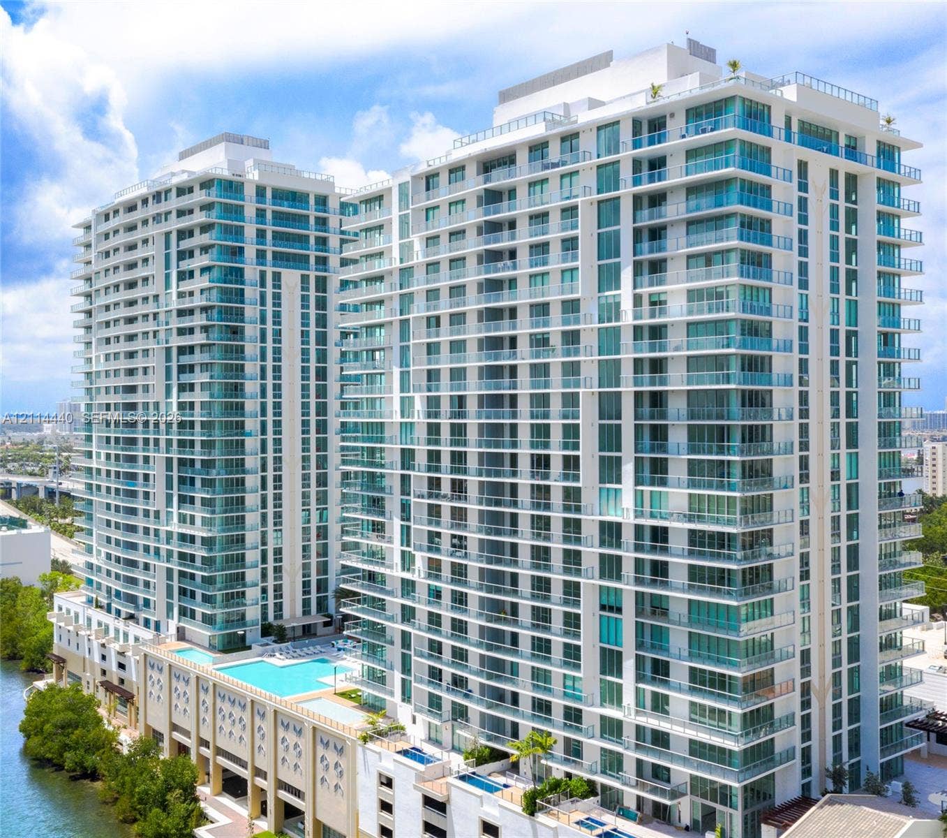 330 Sunny Isles Boulevard, #5-1506, Sunny Isles Beach, FL 33160 Photo 2