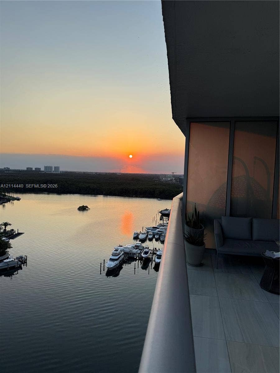 330 Sunny Isles Boulevard, #5-1506, Sunny Isles Beach, FL 33160 Photo 6