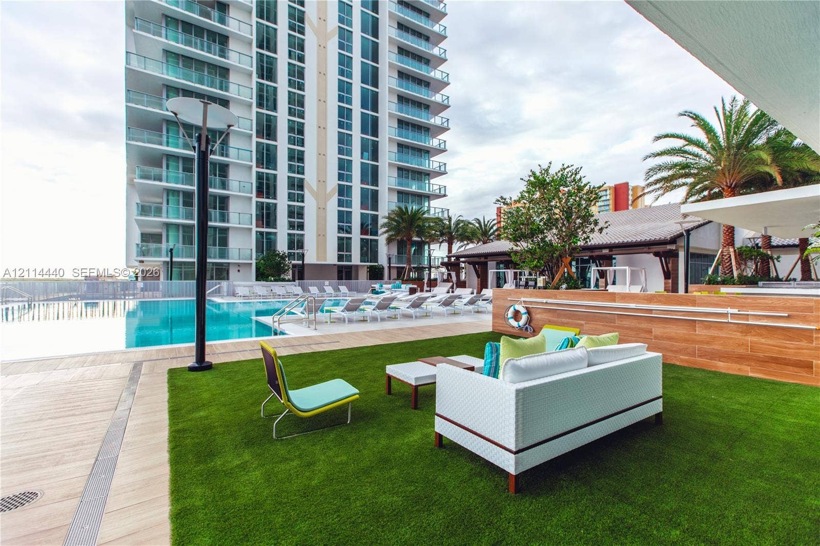 330 Sunny Isles Boulevard, #5-1506, Sunny Isles Beach, FL 33160 Photo 37