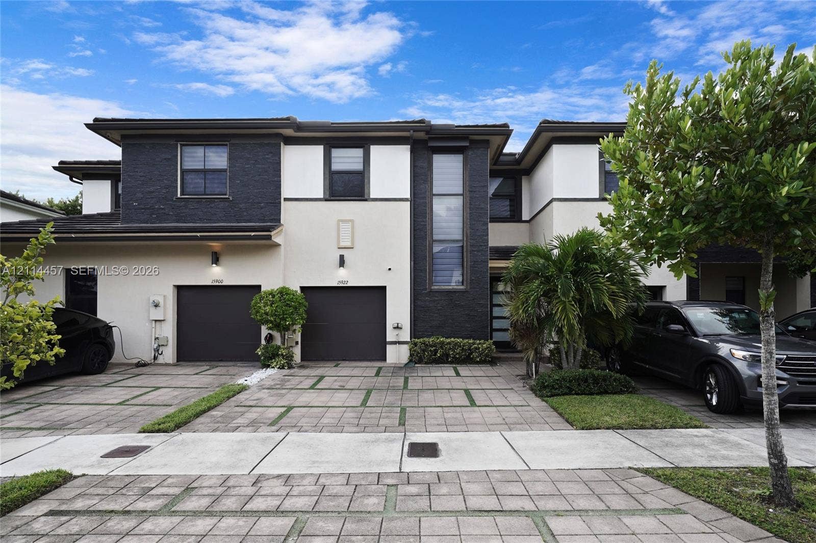 15922 NW 91st Court, Miami Lakes, FL 33018 Photo 1