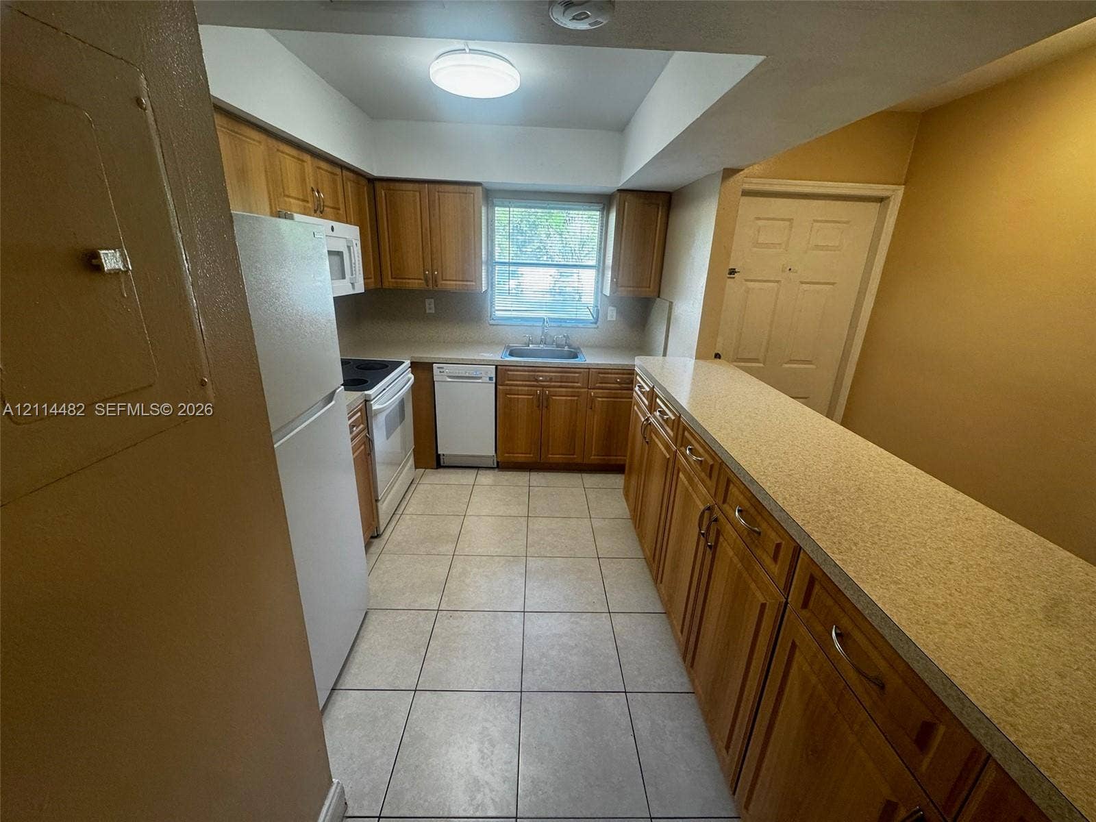 6111 SW 42nd Court, Davie, Davie, FL 33314 Photo 3