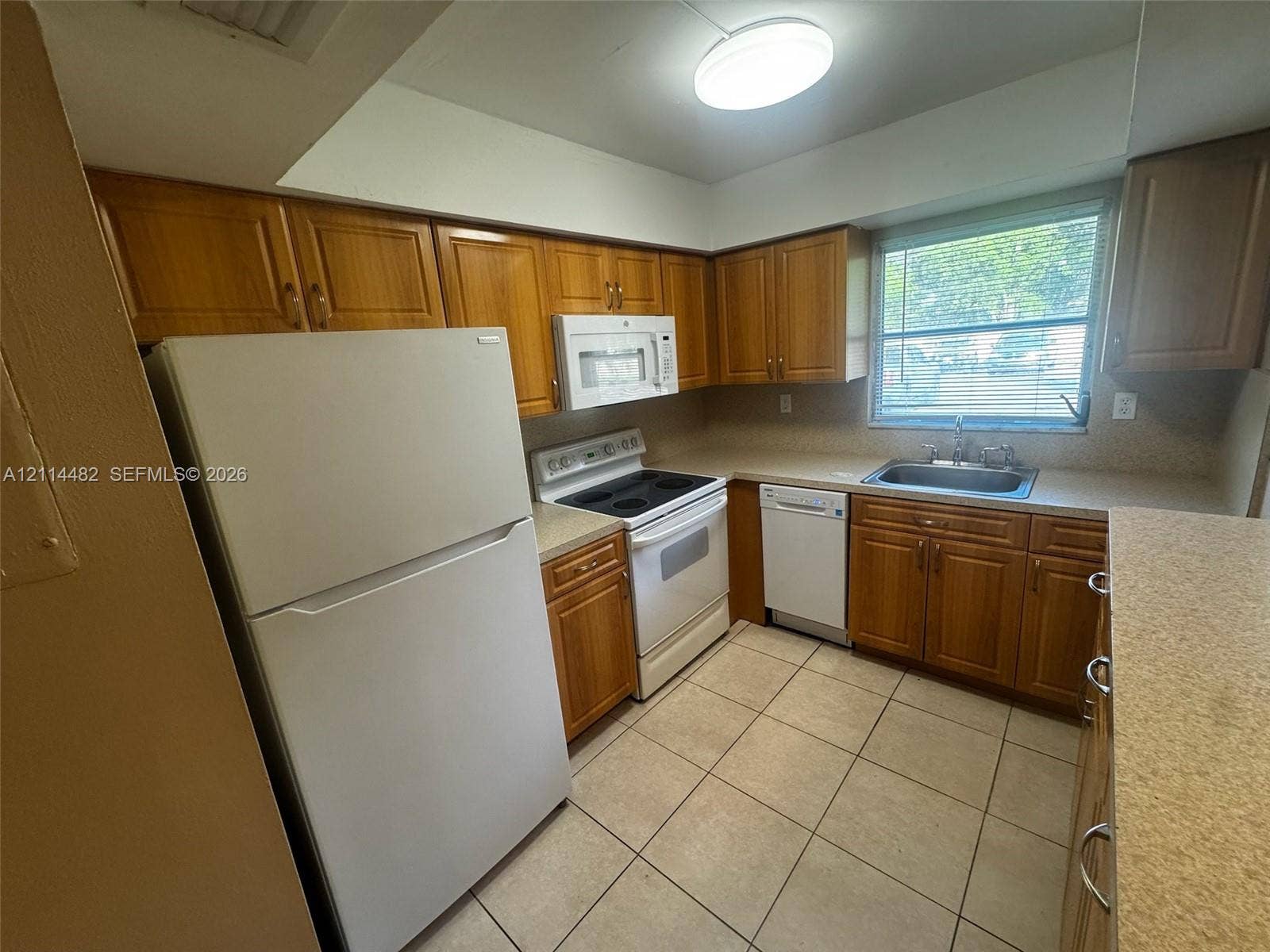 6111 SW 42nd Court, Davie, Davie, FL 33314 Photo 5