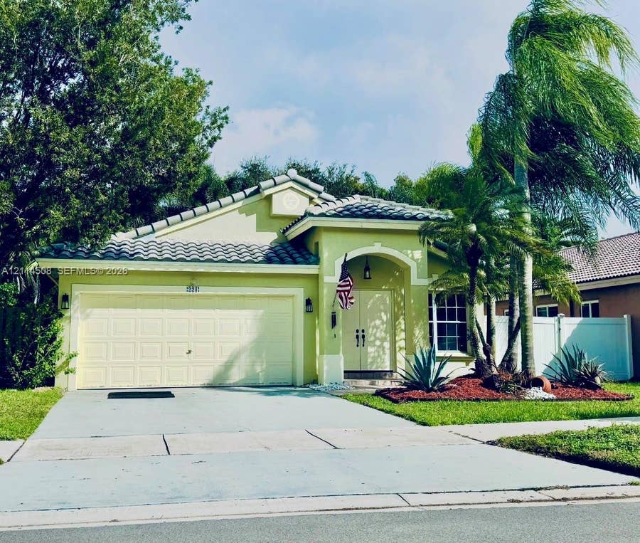 Property photo for 221 SW 203rd Avenue, Pembroke Pines, FL