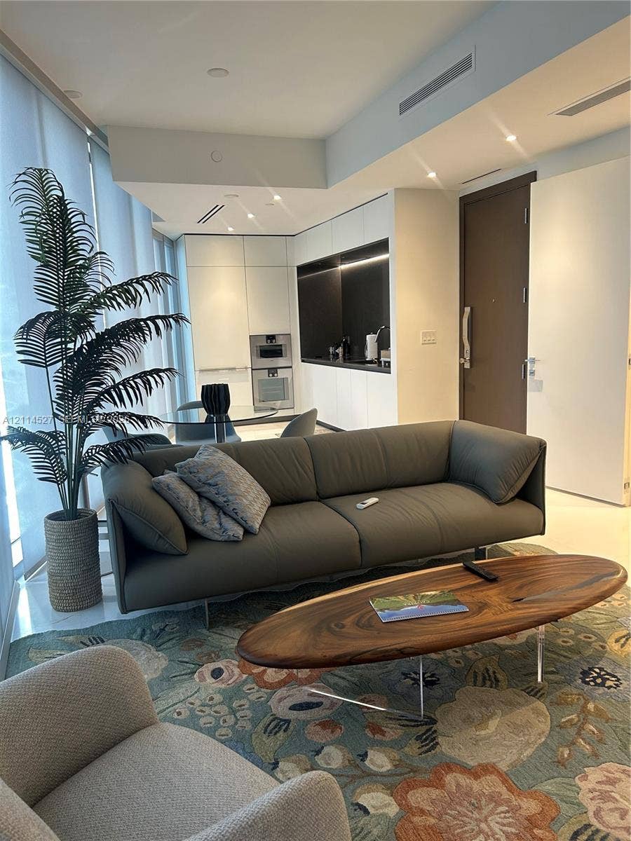 Property photo for Miami, FL