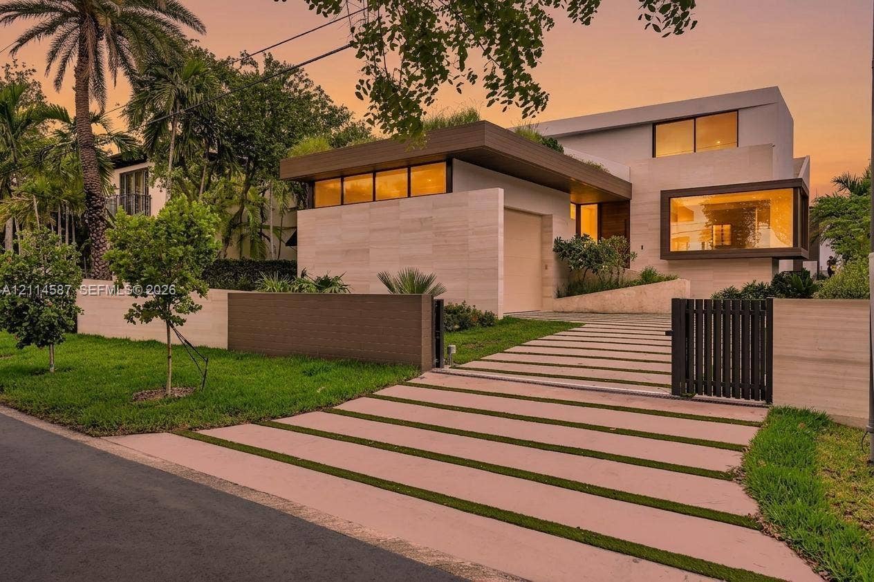 535 N Shore Drive, Miami Beach, Miami Beach, FL 33141 Photo 5