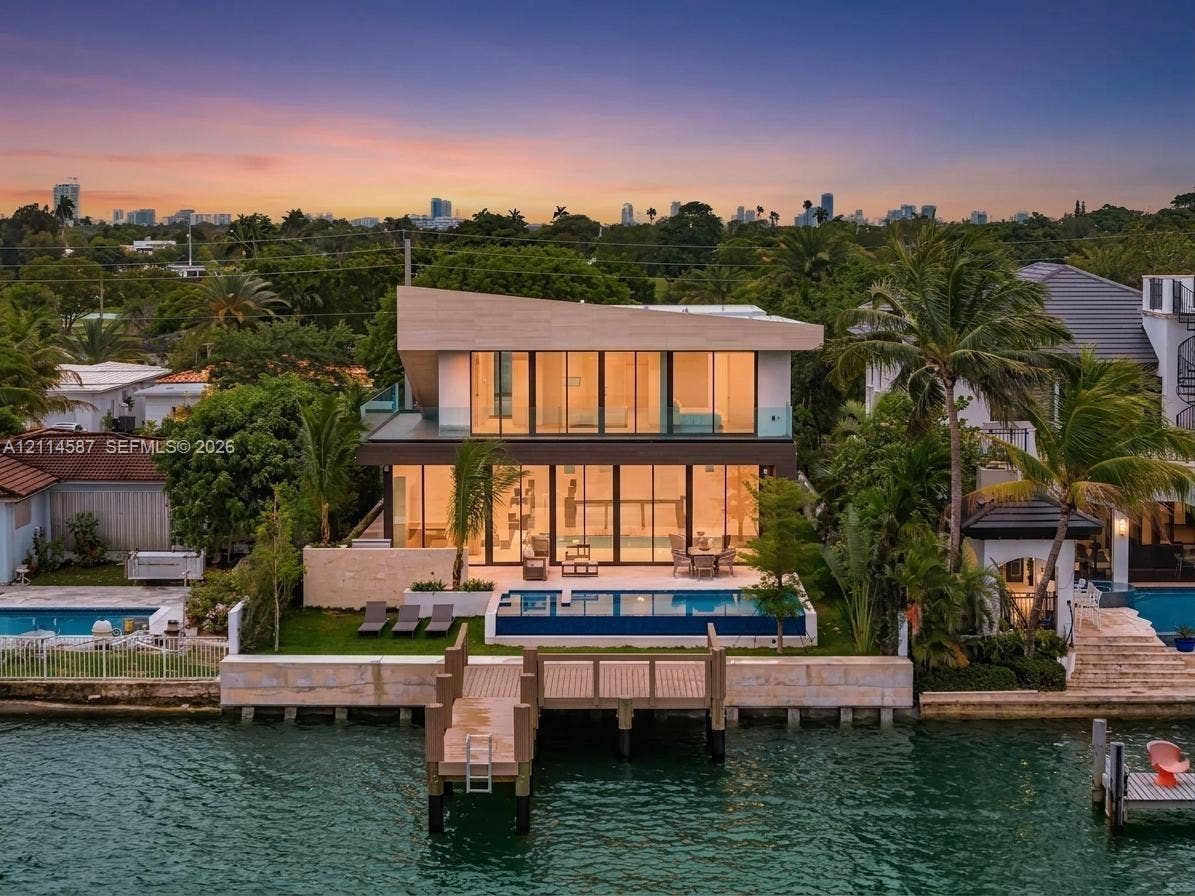 535 N Shore Drive, Miami Beach, Miami Beach, FL 33141 Photo 52