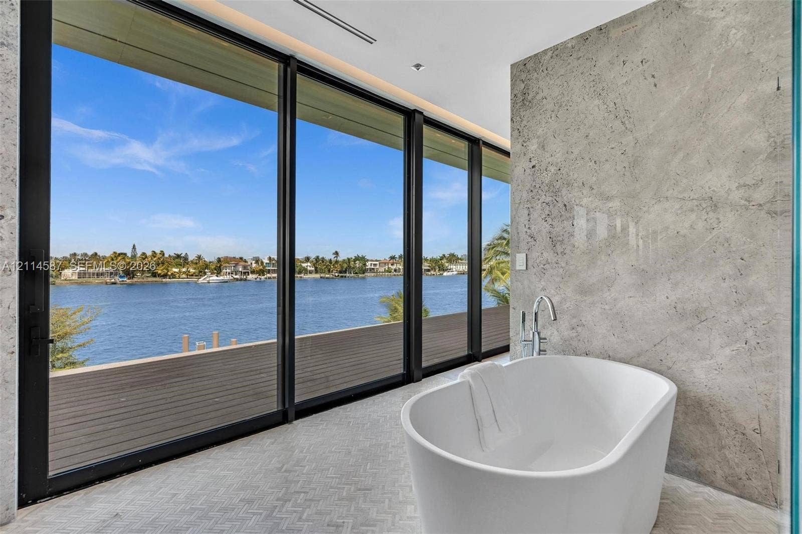 535 N Shore Drive, Miami Beach, Miami Beach, FL 33141 Photo 31