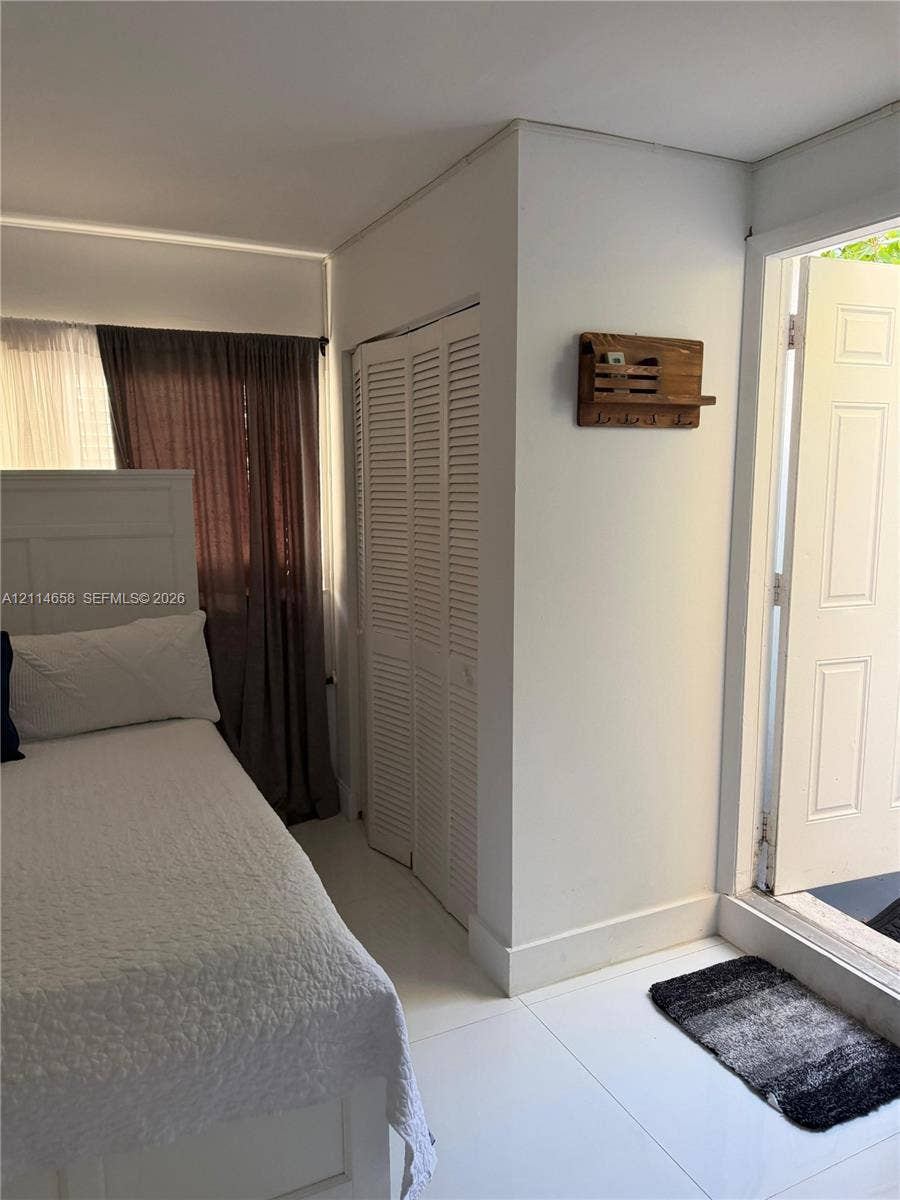 45 SW 28th Road, #B, Miami, Miami, FL 33129 Photo 12