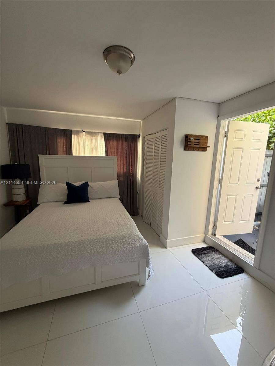 45 SW 28th Road, #B, Miami, Miami, FL 33129 Photo 3