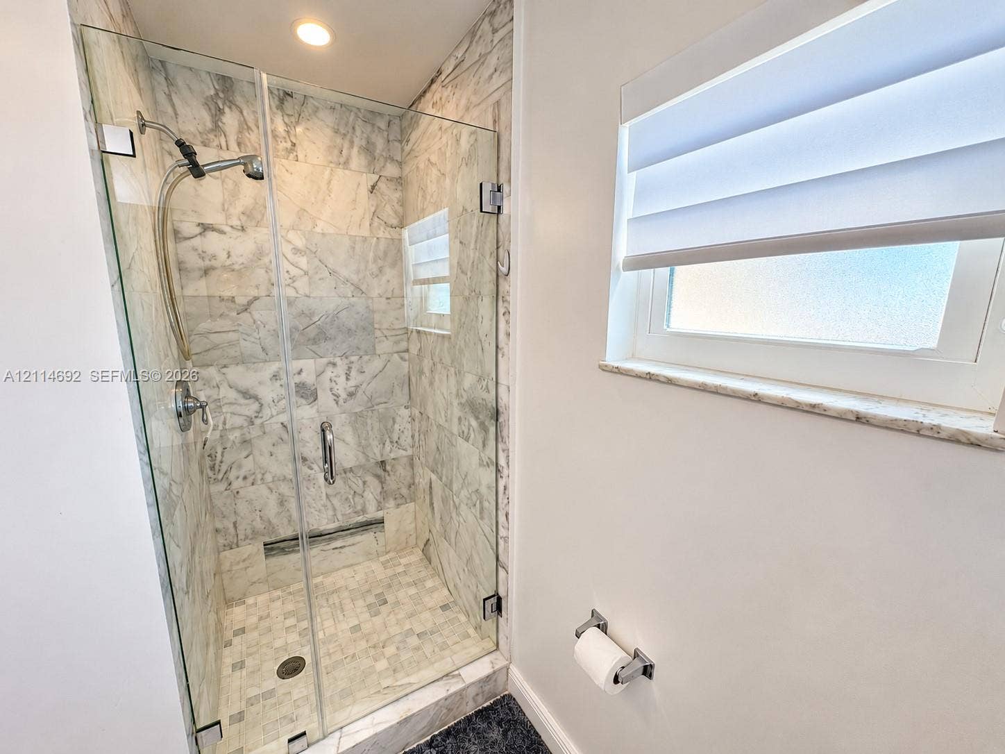 5300 Washington Street, #V407, Hollywood, FL 33021 Secondary Bathroom
