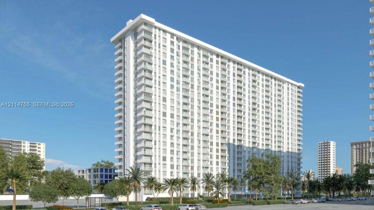 231 174th Street, #MO-3, Sunny Isles Beach, FL 33160 Photo 2