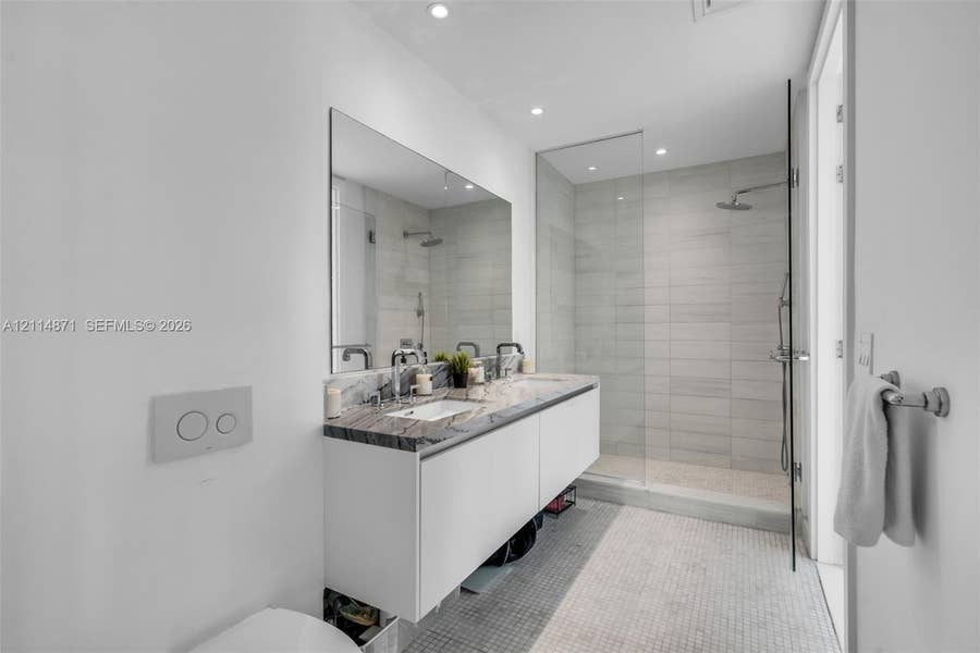 Property photo for 700 NE 26th Terrace, #1004, Miami, FL